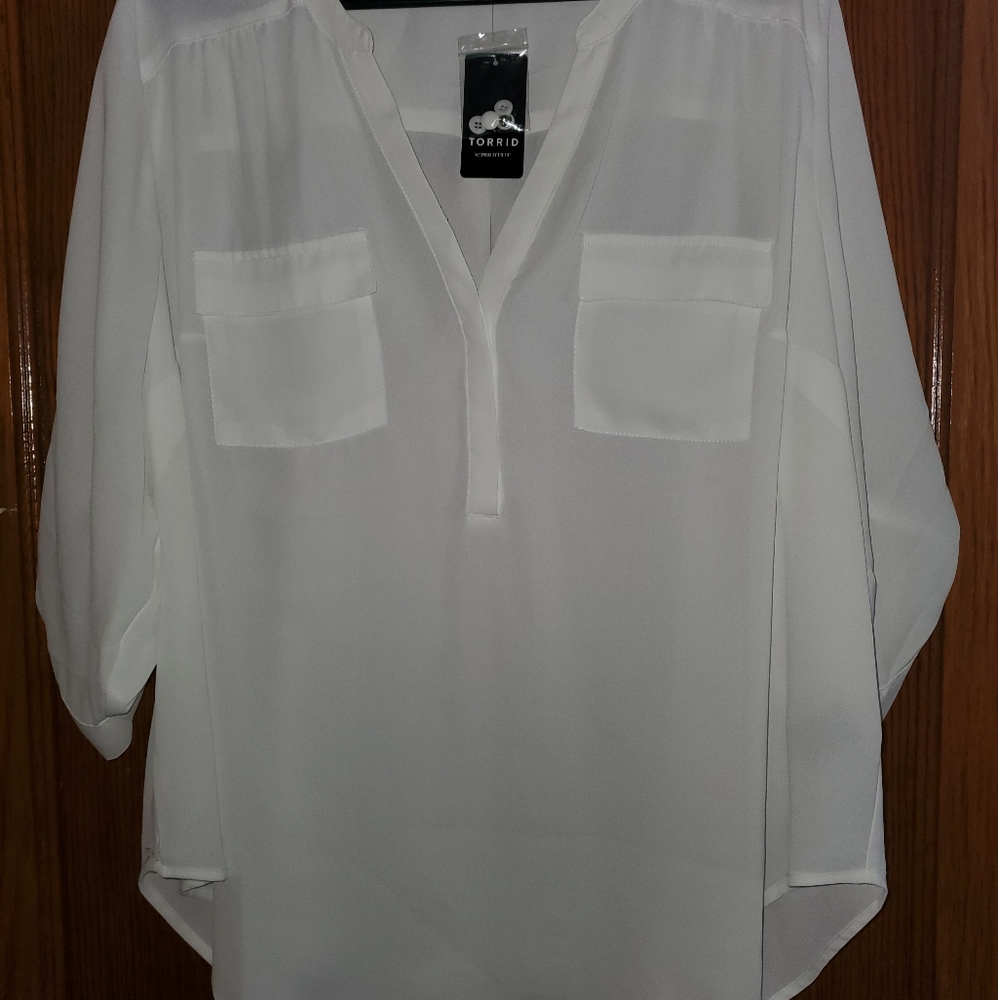 Torrid 3/4 sleeve georgette